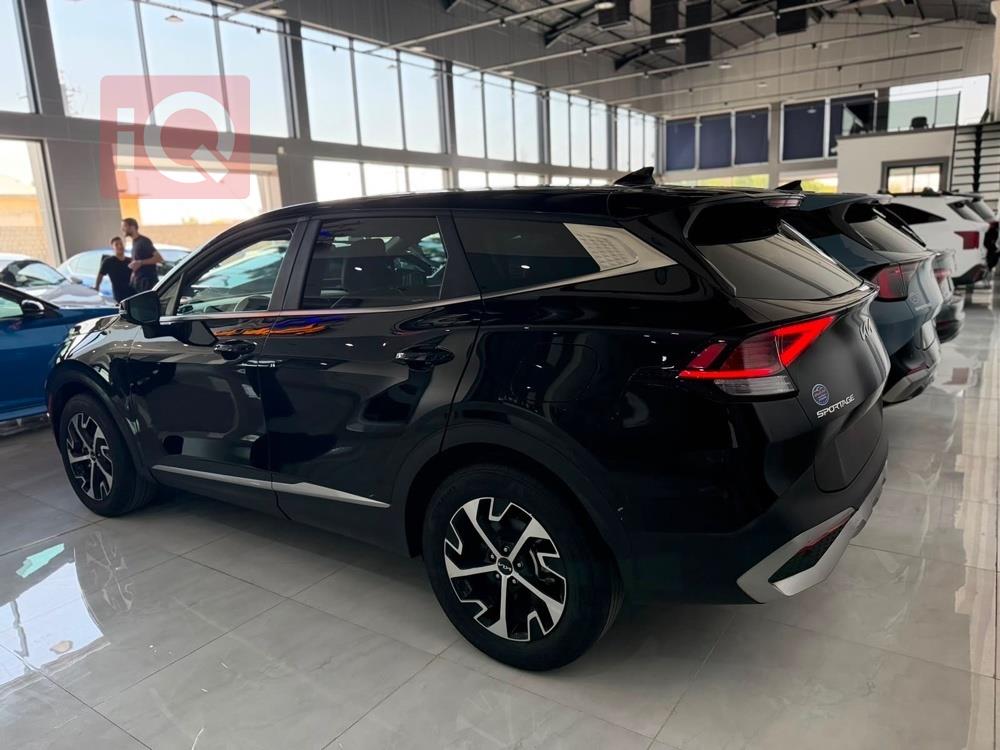 https://cdn.iqcars.io83467973-935e-4e25-9cb9-f969bc0551e5_3.jpg